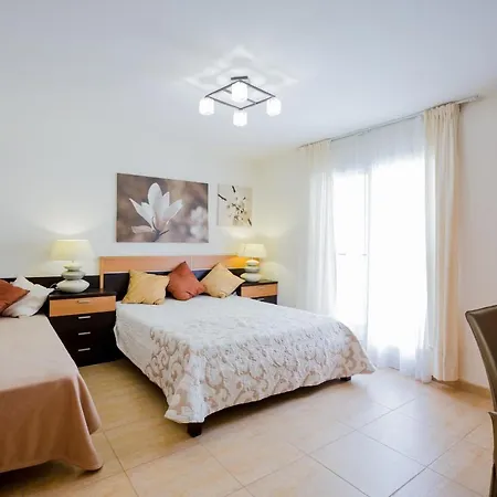 Espaciosa Con La Piscina Privada Villa *
