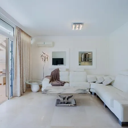 Villa Espaciosa Con La Piscina Privada Costa Adeje (Tenerife)