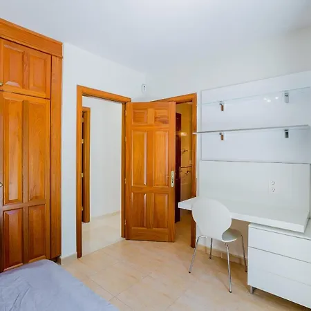 Villa Espaciosa Con La Piscina Privada *